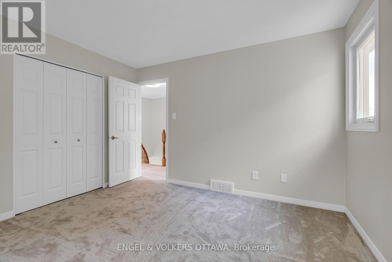 2177 Lenester Avenue, Ottawa, Ontario  K2A 4A9 - Photo 20 - X12133739