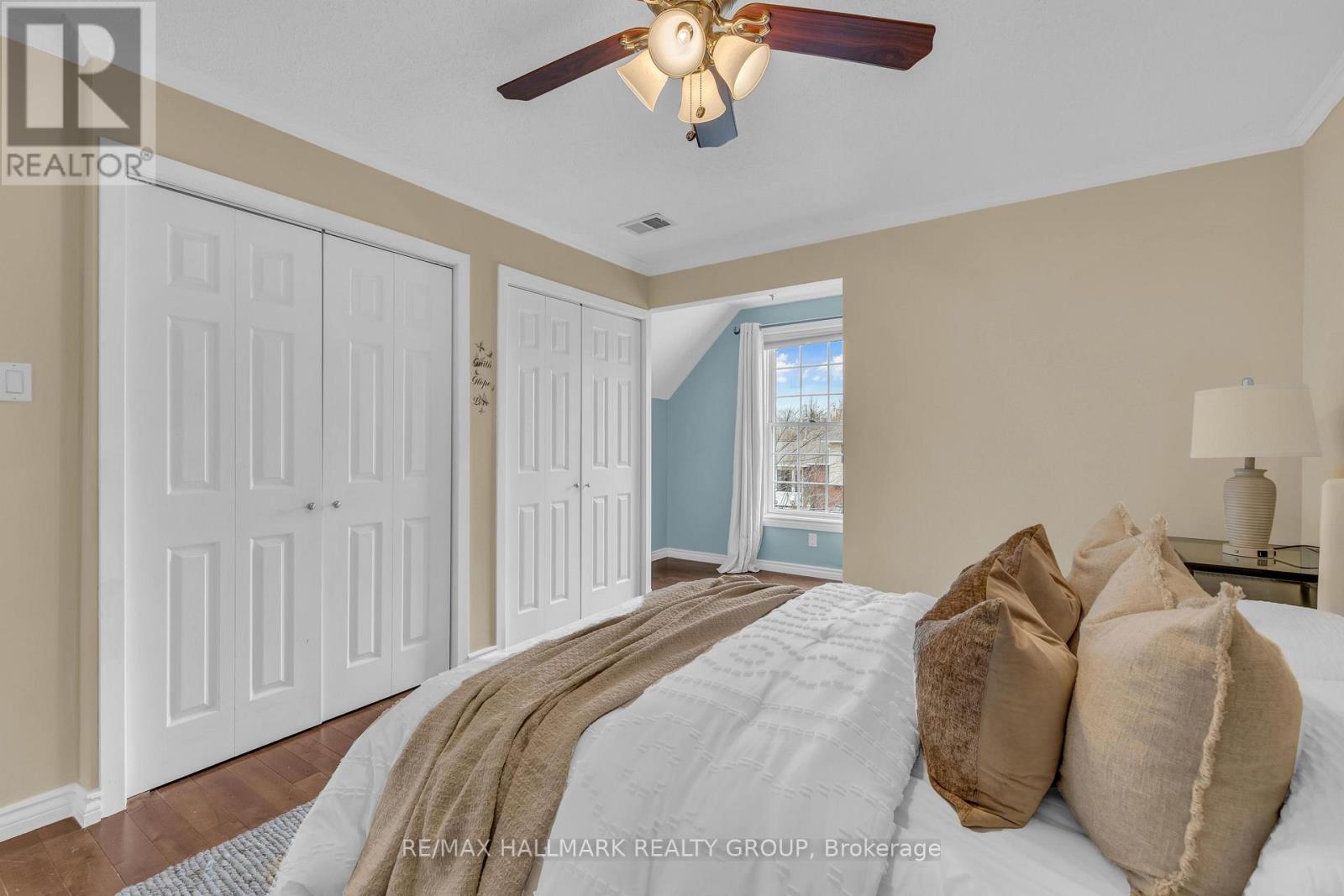 8 Scharf Lane, Ottawa, Ontario  K2L 2K2 - Photo 24 - X12133753