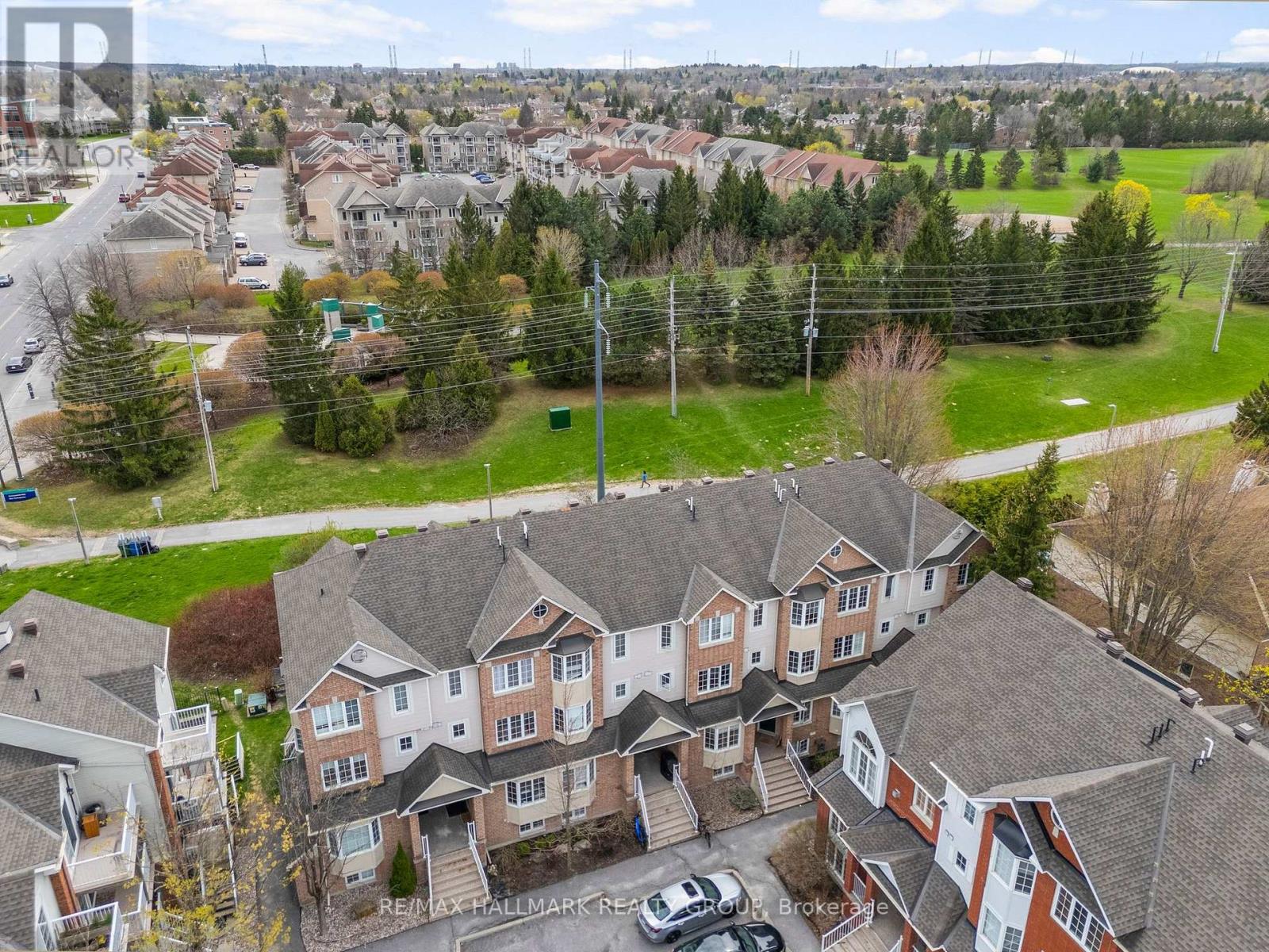 Property at 110H CENTREPOINTE DRIVE image 4
