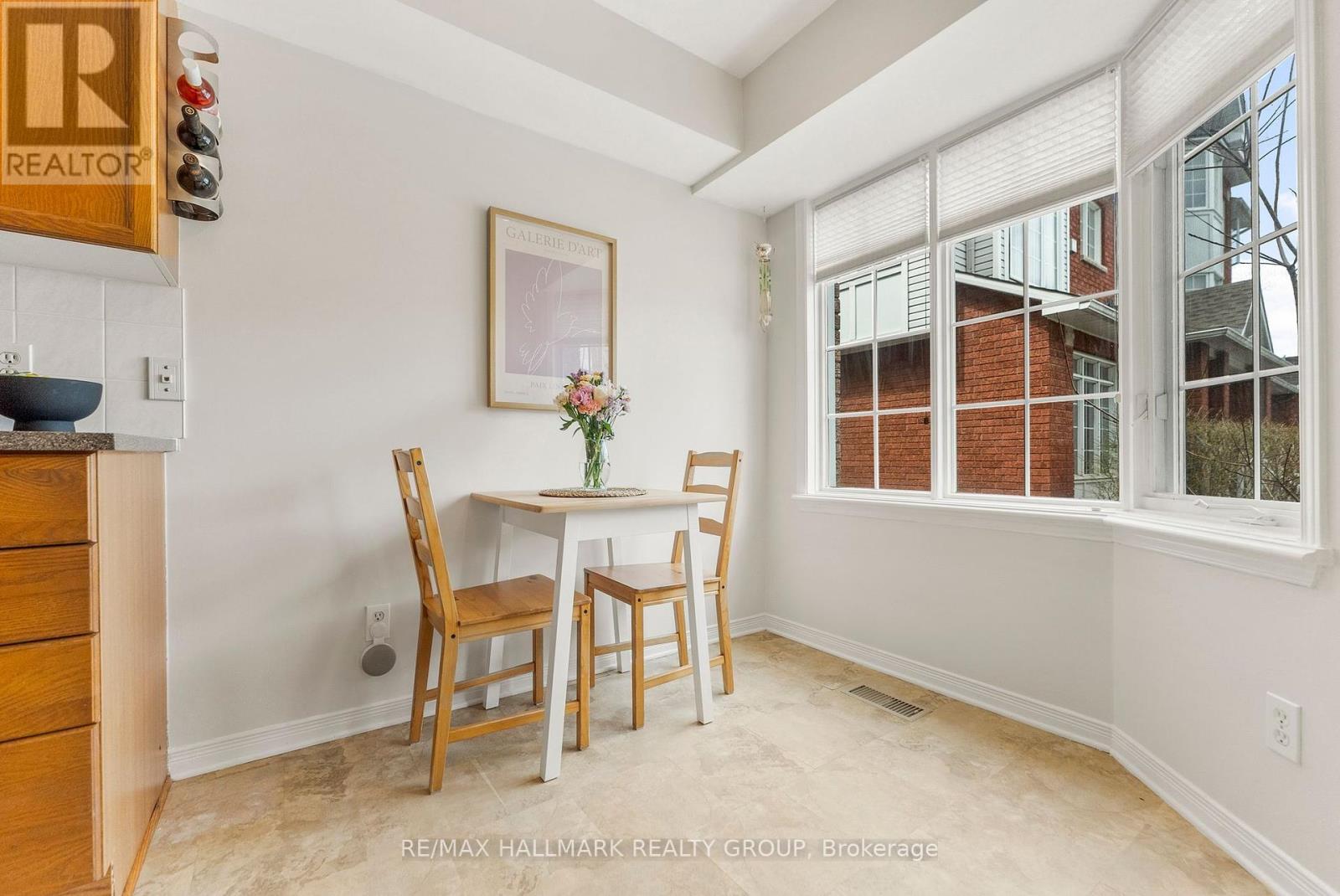 110h Centrepointe Drive, Ottawa, Ontario  K2G 6K3 - Photo 9 - X12133780