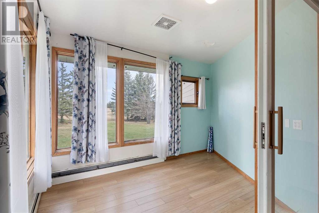 1008 Shawnee Drive Sw, Calgary, Alberta  T2Y 2T9 - Photo 22 - A2216117