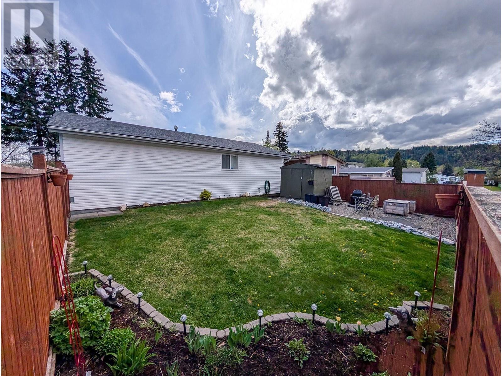 1411 Drummond Street, Prince George, British Columbia  V2M 4J2 - Photo 5 - R3000199