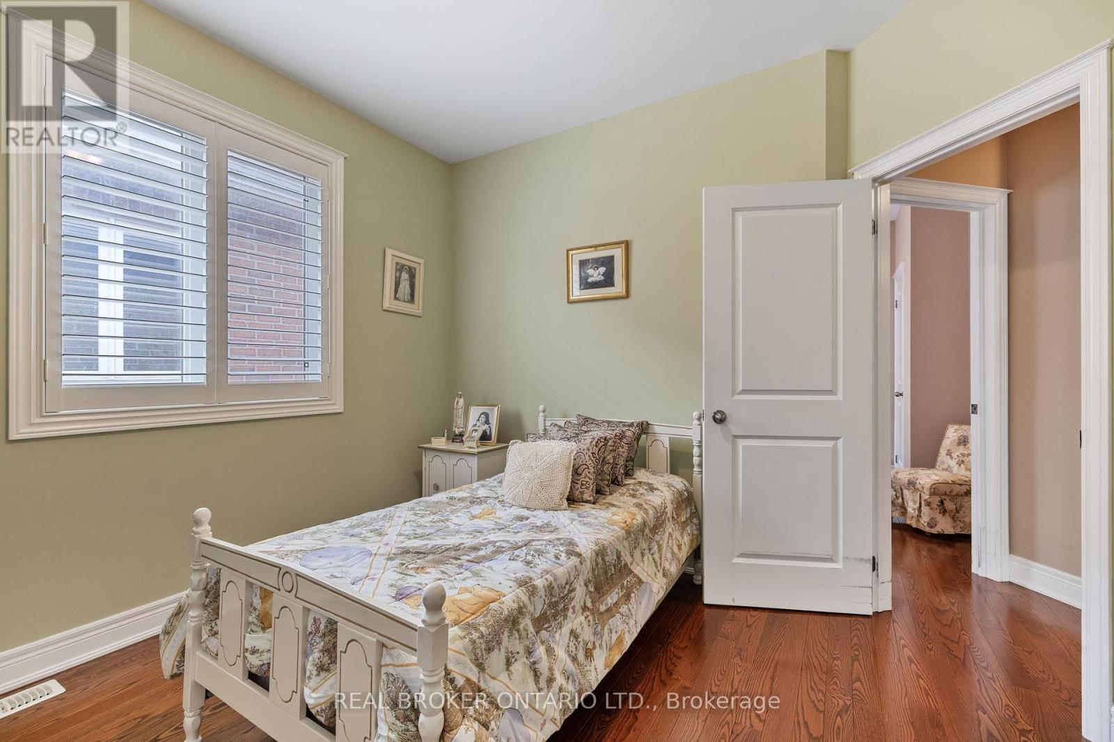 28 Hampton Springs Drive, Brampton, Ontario  L6P 2W4 - Photo 28 - W12133294