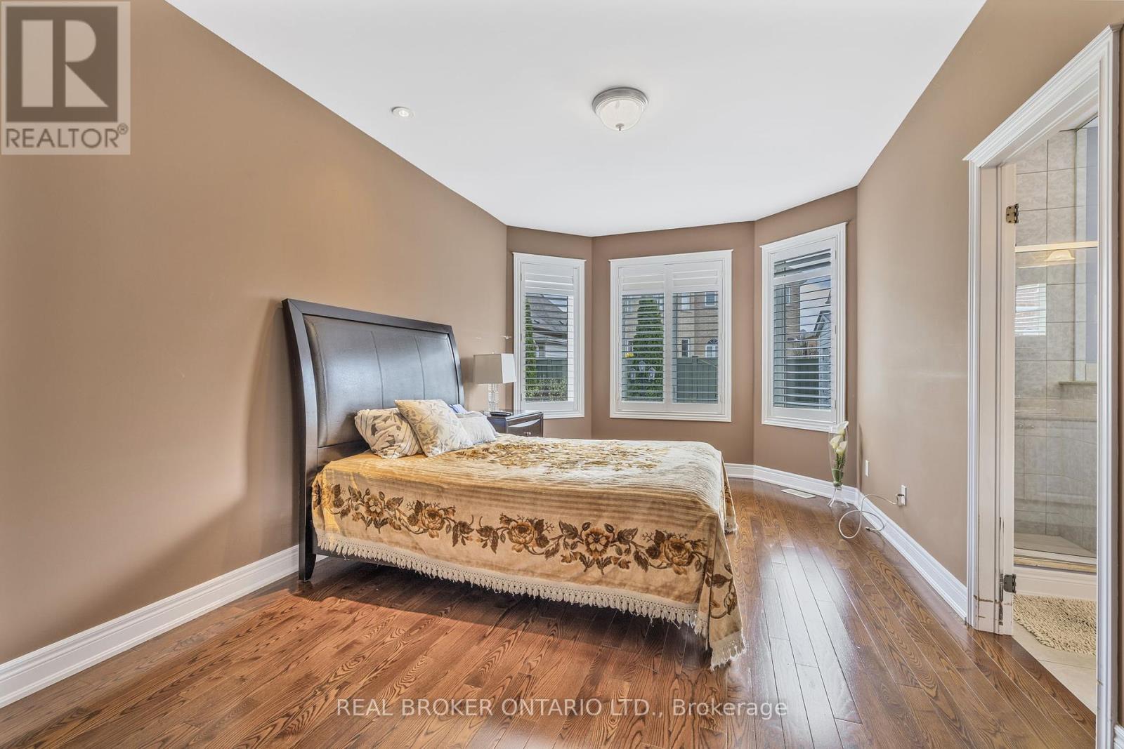 28 Hampton Springs Drive, Brampton, Ontario  L6P 2W4 - Photo 31 - W12133294