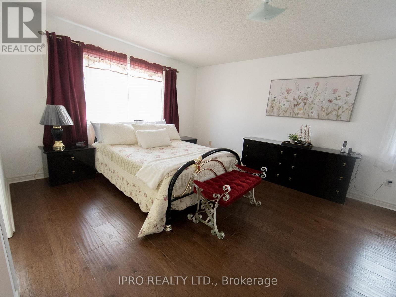 94 Octillo Boulevard, Brampton, Ontario  L6R 2V6 - Photo 15 - W12133397