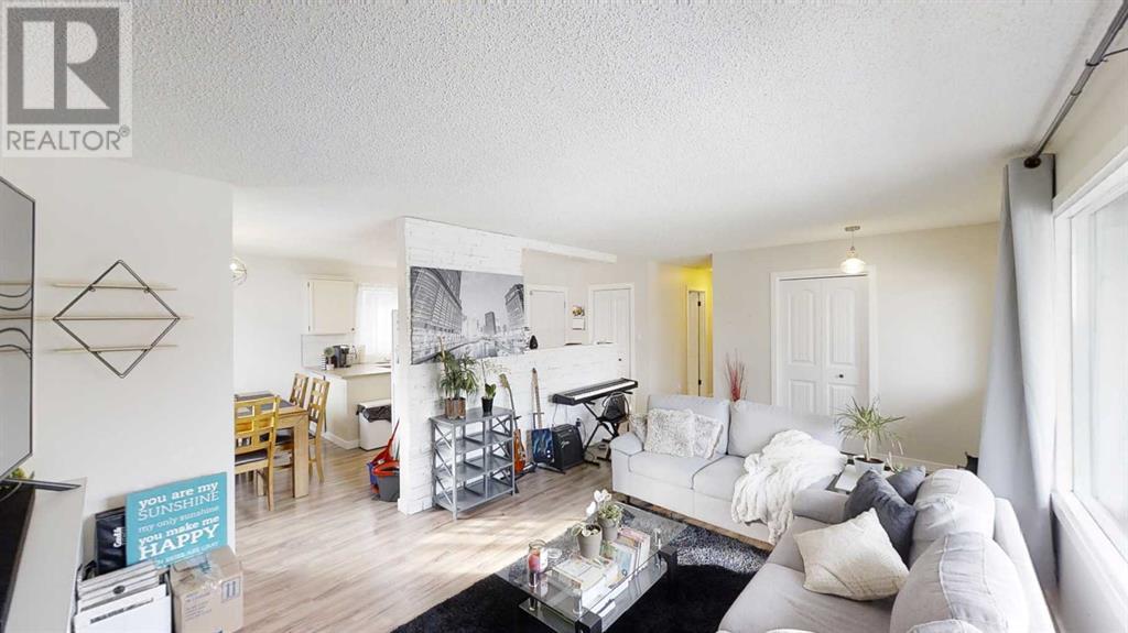 B, 9911 74 Avenue, Grande Prairie, Alberta  T8V 5B4 - Photo 4 - A2219136