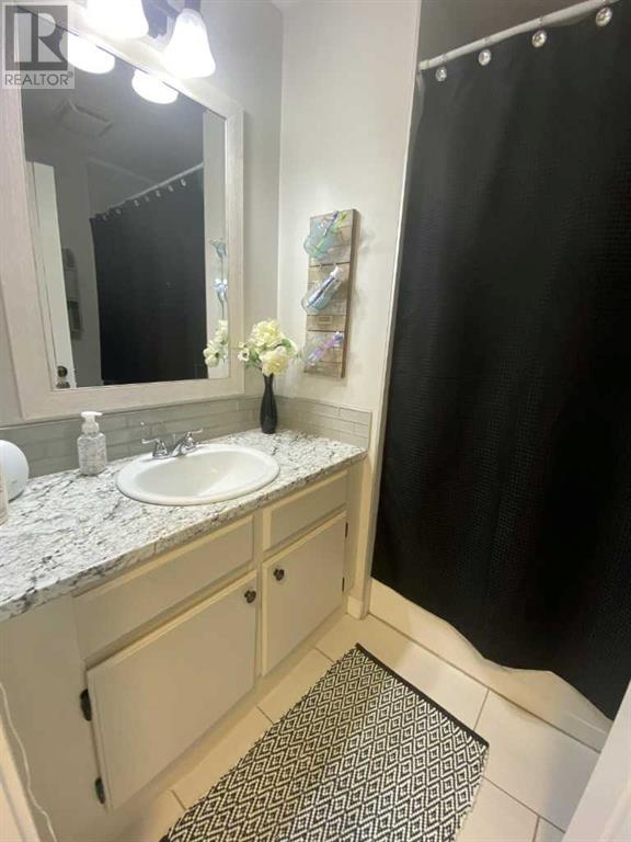 B, 9911 74 Avenue, Grande Prairie, Alberta  T8V 5B4 - Photo 9 - A2219136