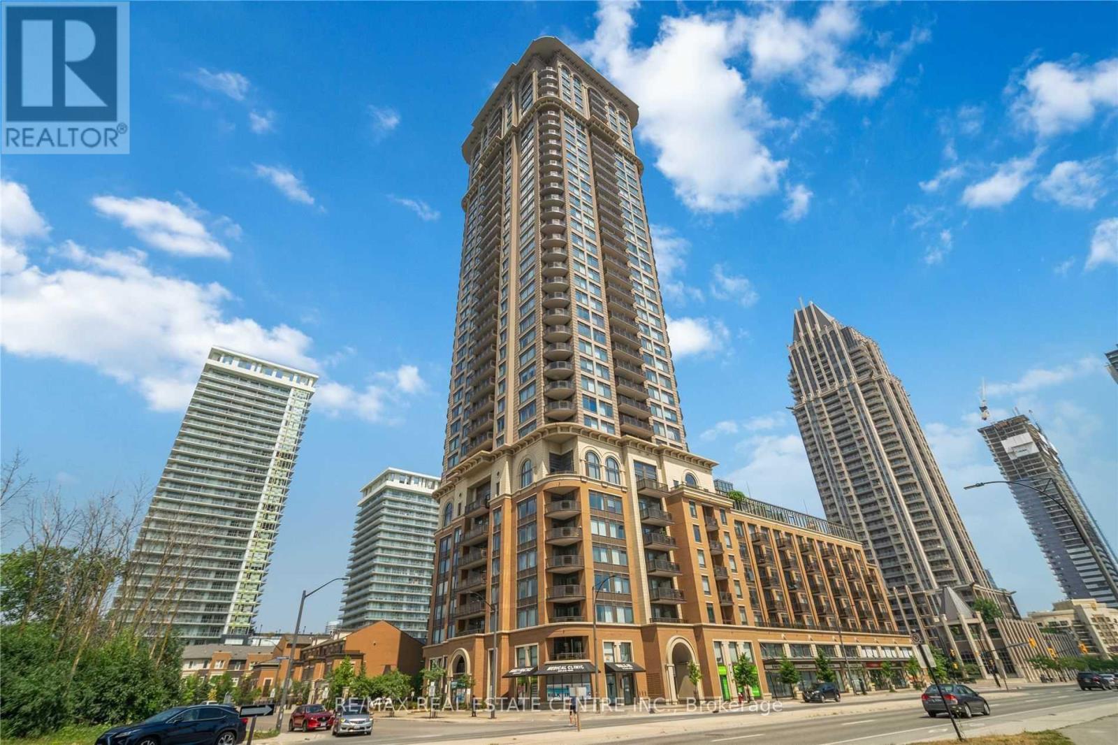 2009 - 385 PRINCE OF WALES DRIVE, Mississauga, Ontario