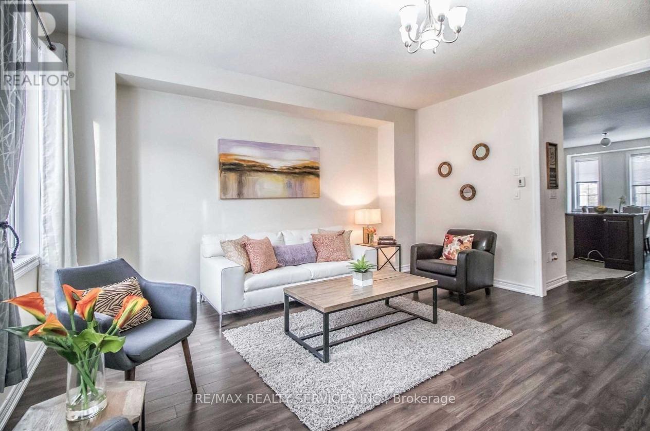8 Rabbit Run Way, Brampton, Ontario  L6Z 0J2 - Photo 4 - W12133493