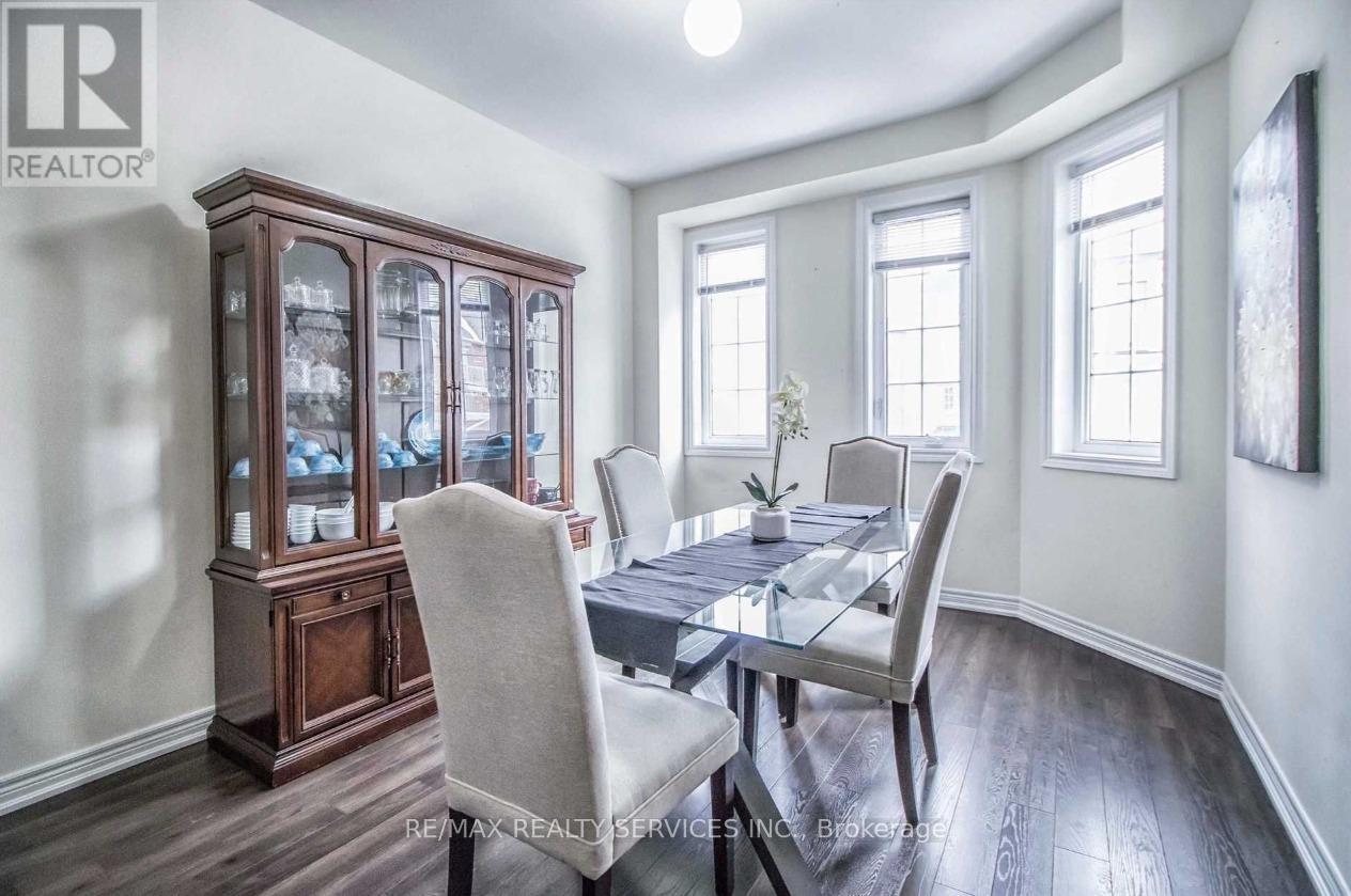 8 Rabbit Run Way, Brampton, Ontario  L6Z 0J2 - Photo 7 - W12133493