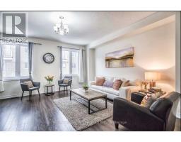 8 RABBIT RUN WAY, Brampton, Ontario
