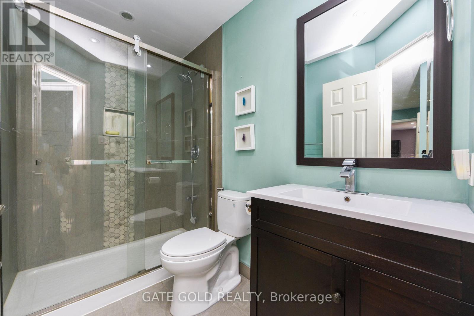 23 Hartford Trail, Brampton, Ontario  L6W 4K2 - Photo 20 - W12133556