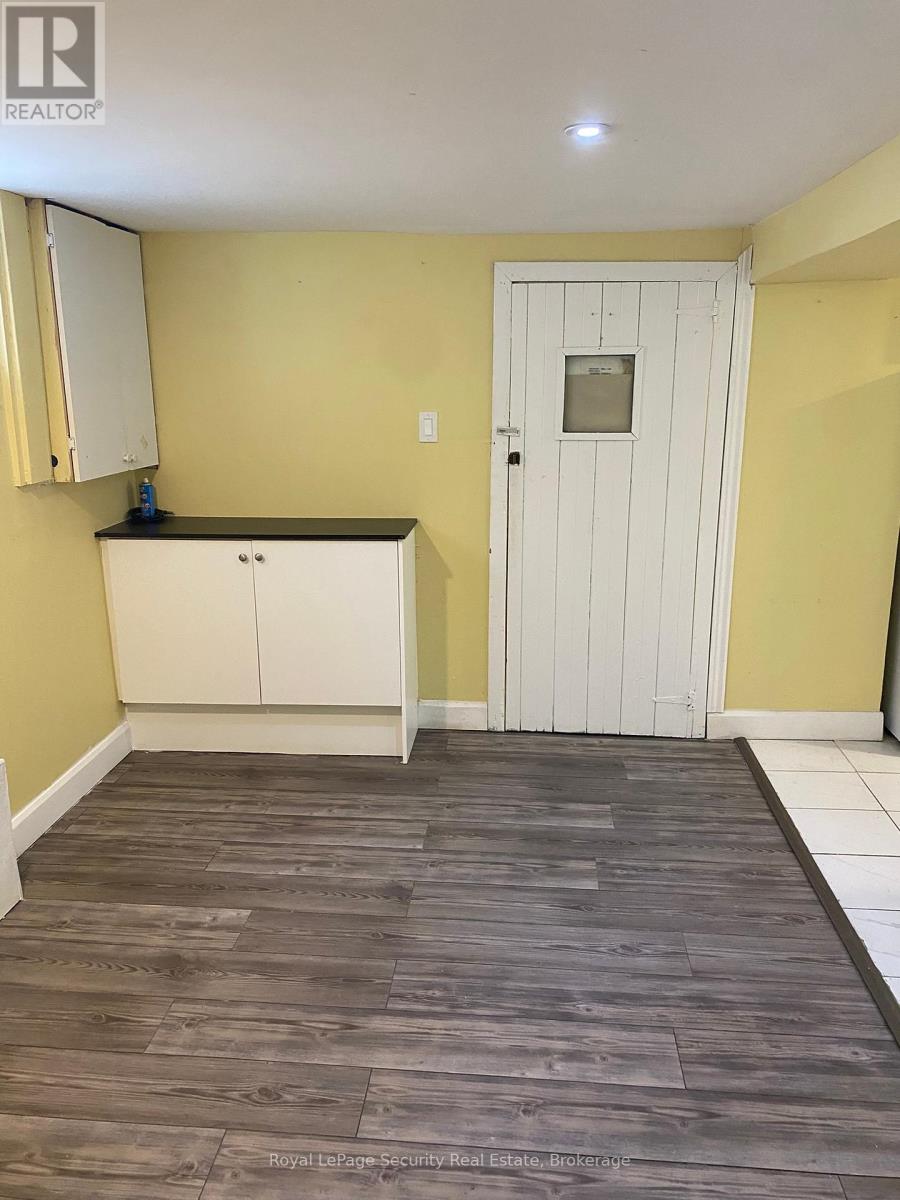 162 Donald Avenue, Toronto, Ontario  M6M 1K4 - Photo 26 - W12133585