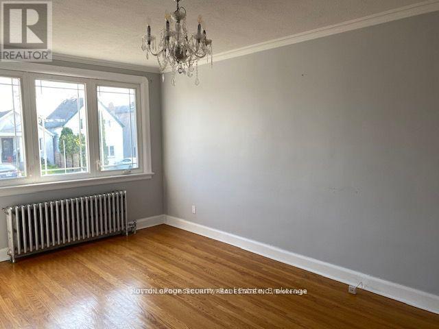 162 Donald Avenue, Toronto, Ontario  M6M 1K4 - Photo 9 - W12133585