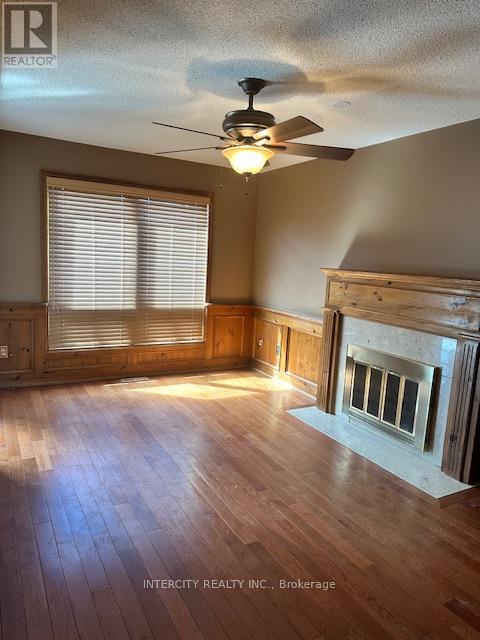 3 Himalaya Street, Brampton, Ontario  L6R 1J4 - Photo 5 - W12133592
