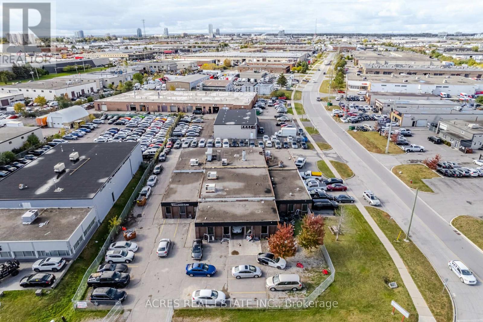 26 Bramsteele Road, Brampton, Ontario  L6W 1B3 - Photo 14 - W12133593