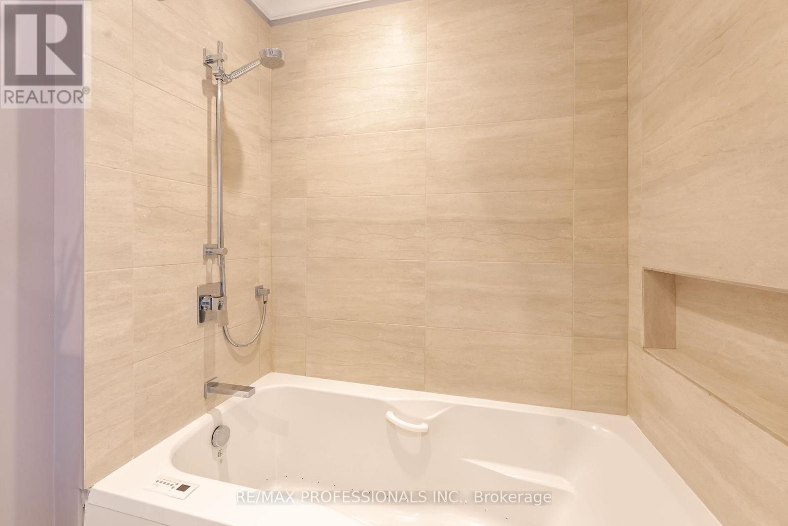 868 Governors Court, Milton, Ontario  L9T 3W6 - Photo 14 - W12133600