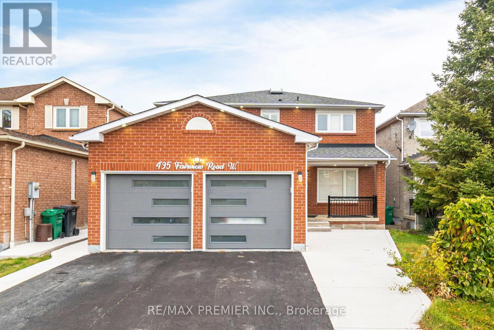 495 Fairview Road W, Mississauga, Ontario  L5B 3W7 - Photo 1 - W12133631