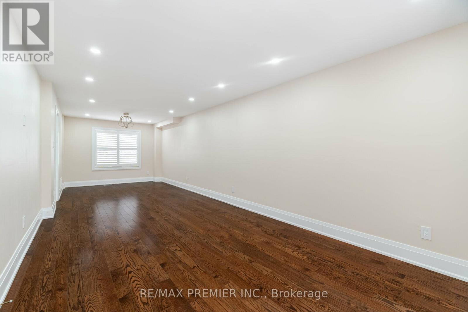 495 Fairview Road W, Mississauga, Ontario  L5B 3W7 - Photo 24 - W12133631