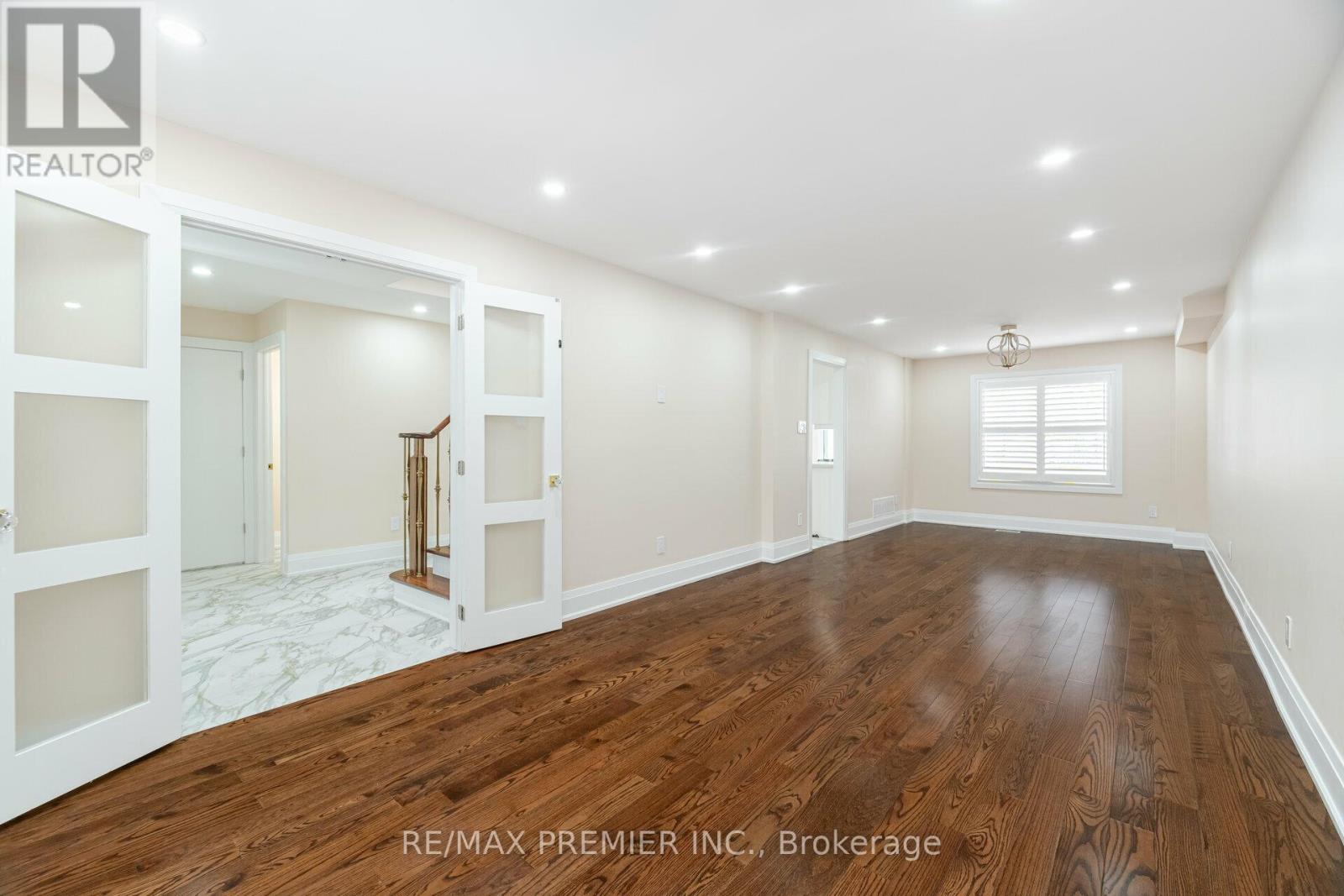 495 Fairview Road W, Mississauga, Ontario  L5B 3W7 - Photo 26 - W12133631