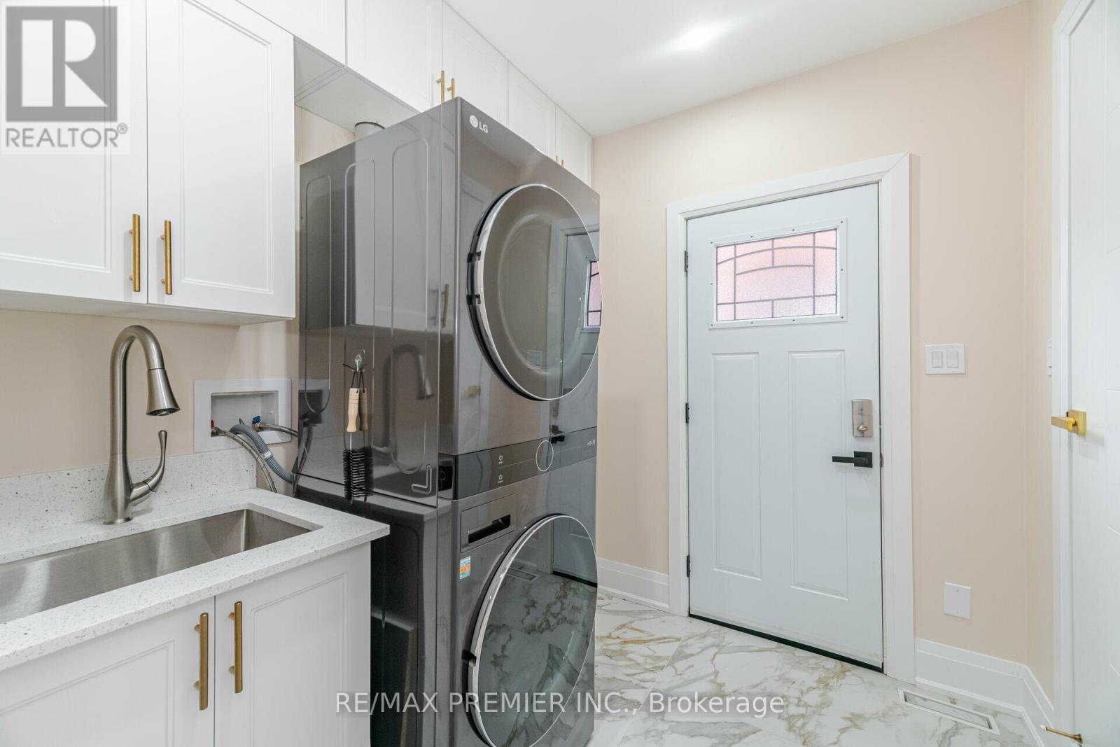 495 Fairview Road W, Mississauga, Ontario  L5B 3W7 - Photo 28 - W12133631