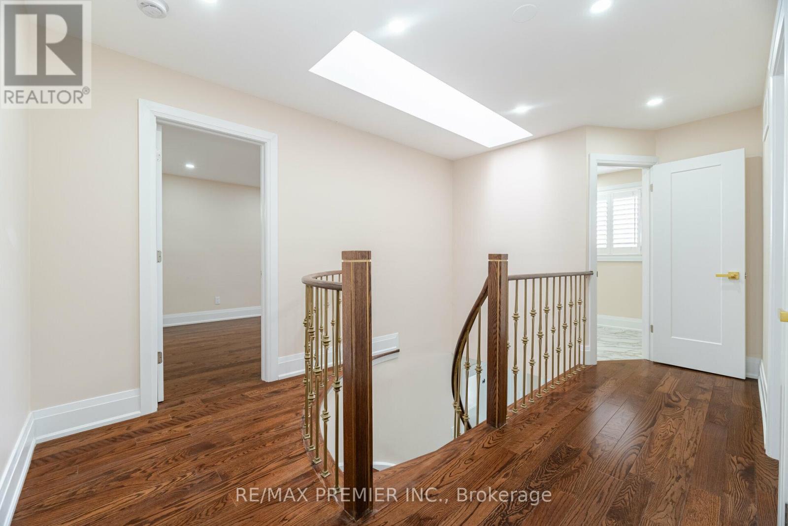 495 Fairview Road W, Mississauga, Ontario  L5B 3W7 - Photo 31 - W12133631