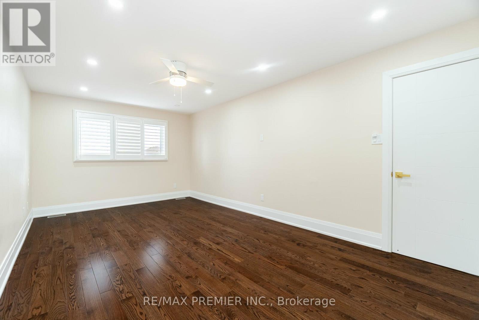 495 Fairview Road W, Mississauga, Ontario  L5B 3W7 - Photo 34 - W12133631
