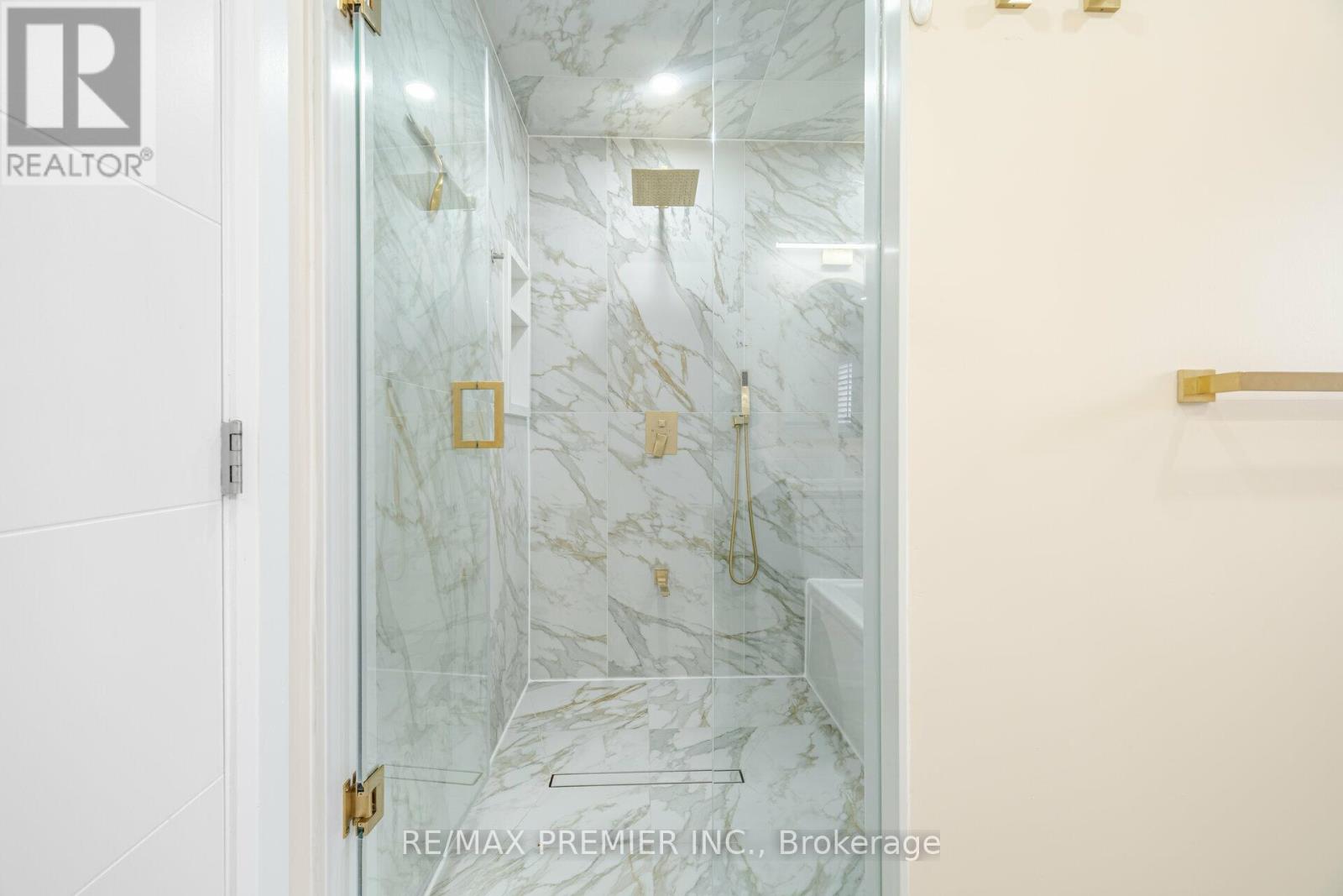 495 Fairview Road W, Mississauga, Ontario  L5B 3W7 - Photo 37 - W12133631