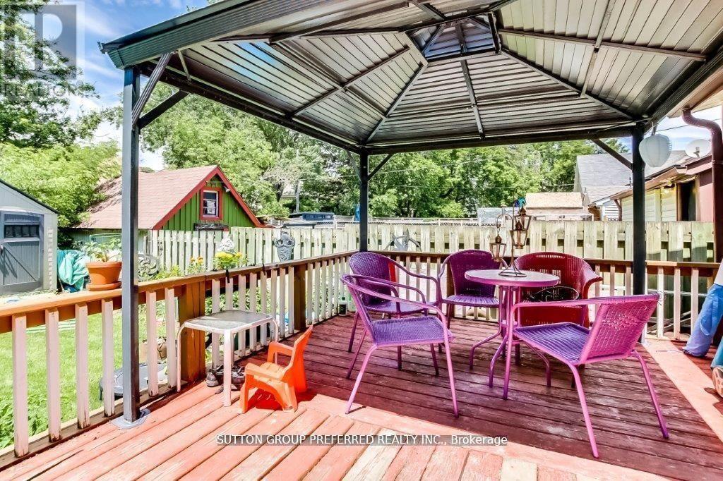 Photo 18 of 22 for 25 Pegler Street
