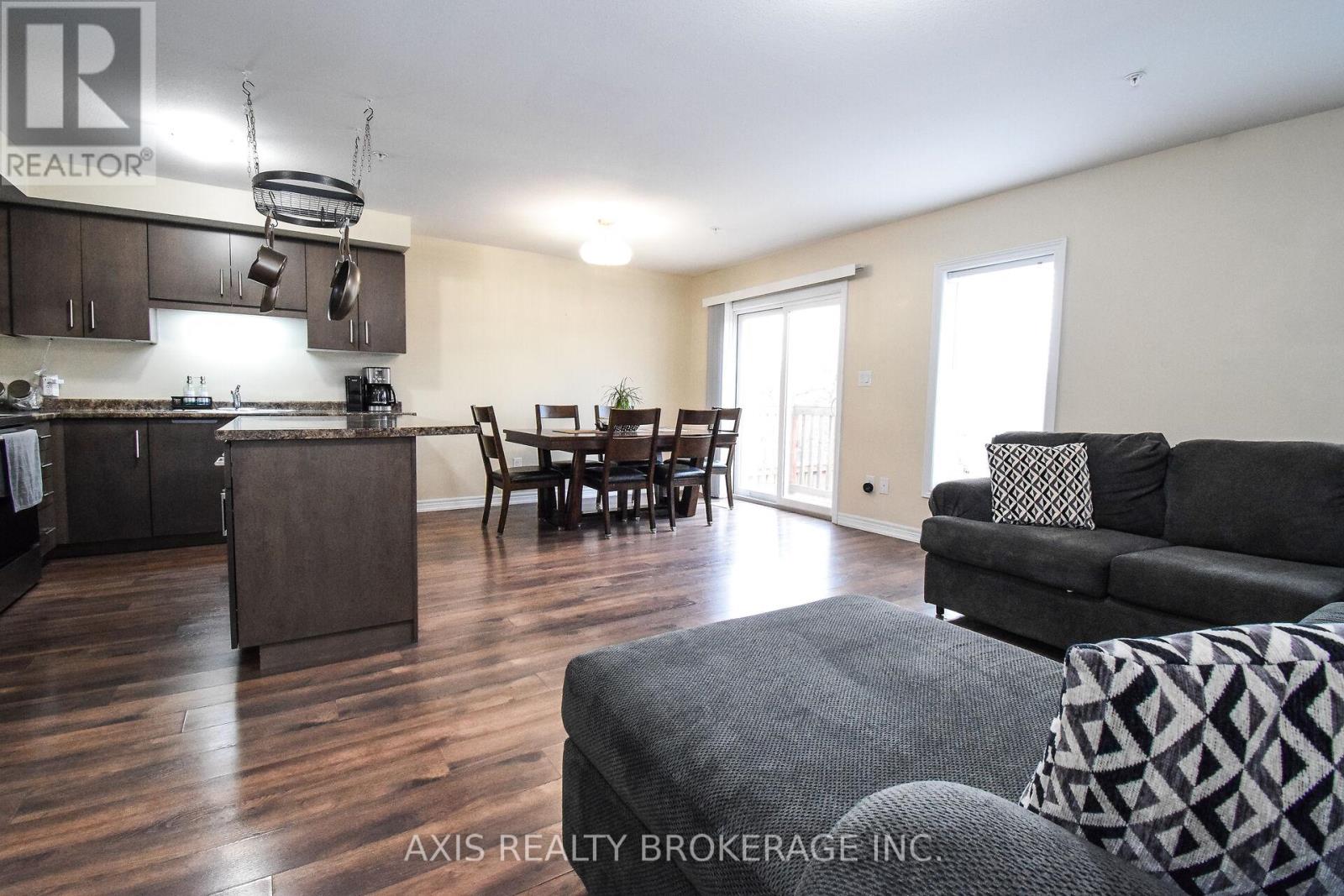 23 - 60 Canterbury Drive, St. Catharines, Ontario  L2P 3M8 - Photo 14 - X12127242