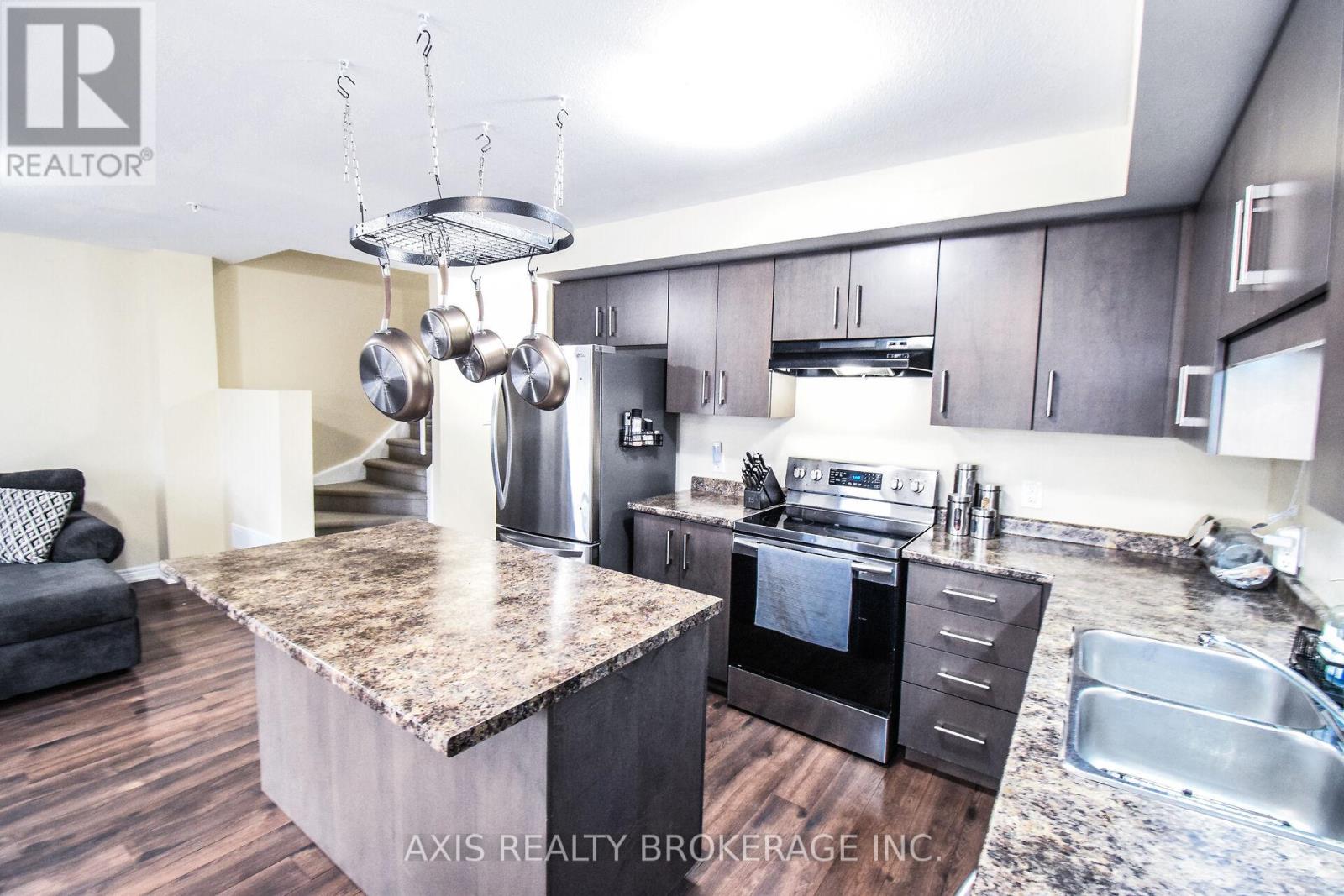 23 - 60 Canterbury Drive, St. Catharines, Ontario  L2P 3M8 - Photo 22 - X12127242
