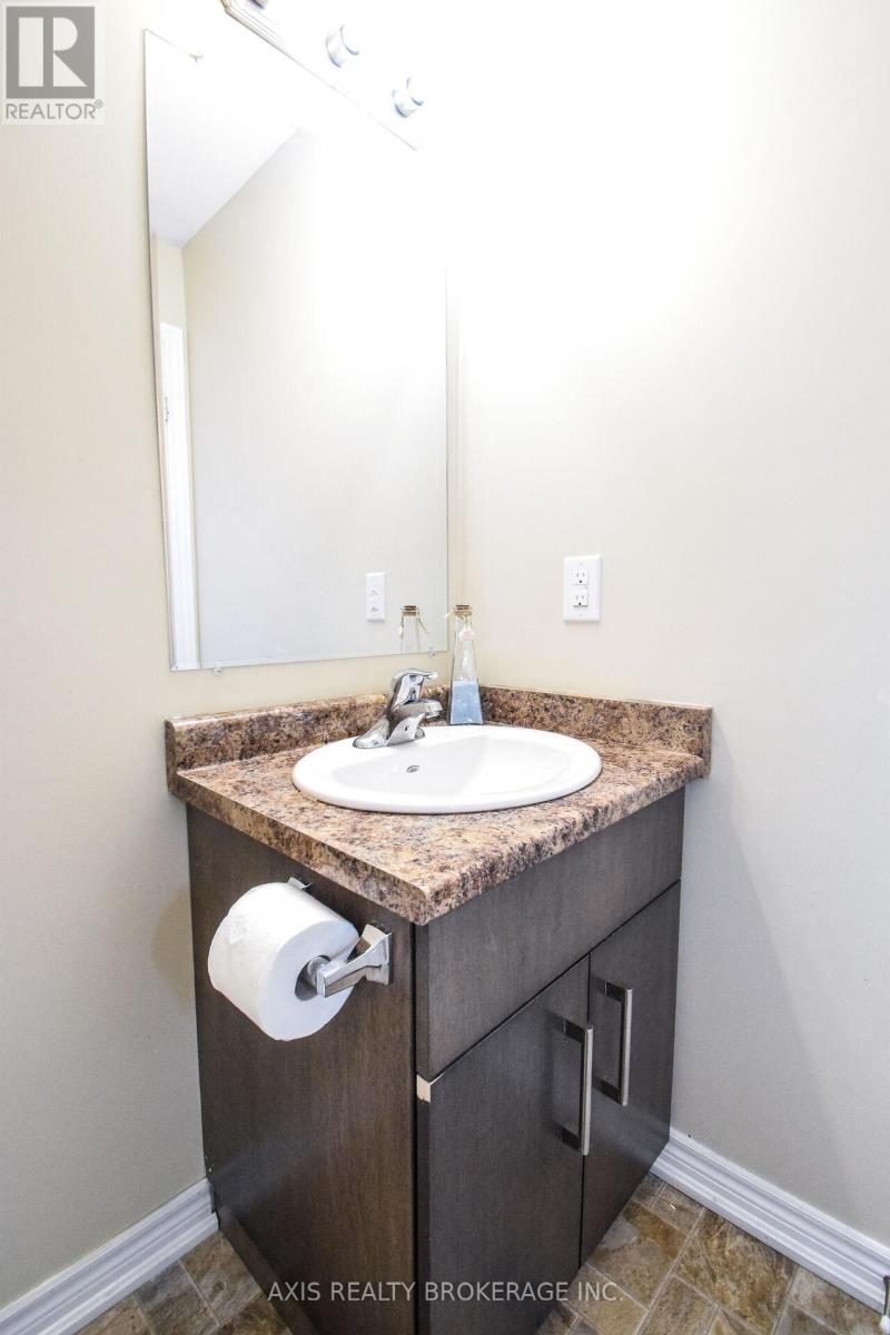 23 - 60 Canterbury Drive, St. Catharines, Ontario  L2P 3M8 - Photo 28 - X12127242