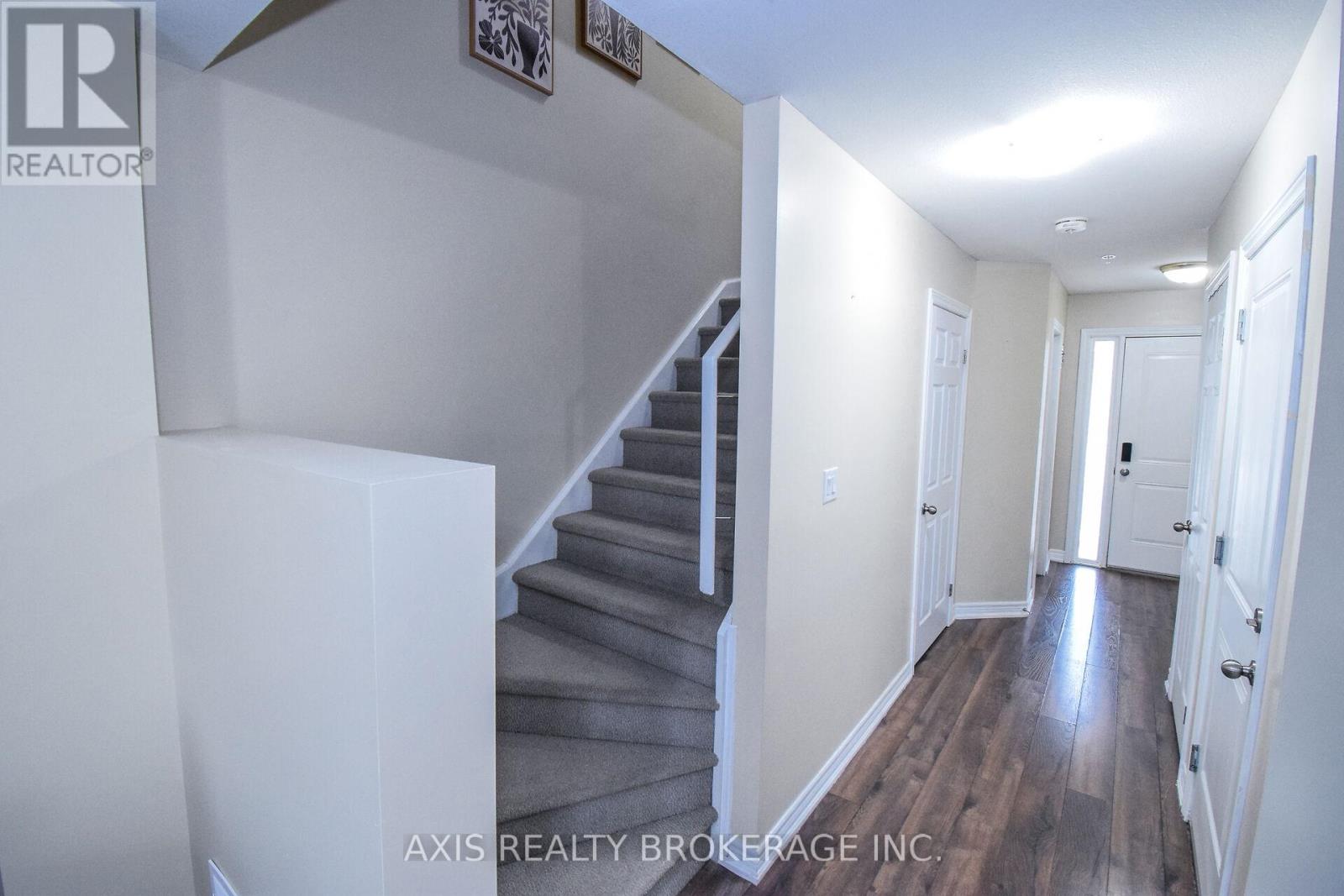 23 - 60 Canterbury Drive, St. Catharines, Ontario  L2P 3M8 - Photo 30 - X12127242