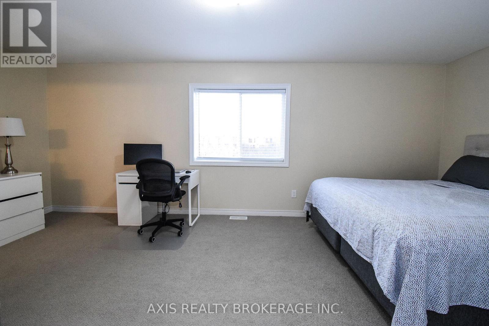 23 - 60 Canterbury Drive, St. Catharines, Ontario  L2P 3M8 - Photo 33 - X12127242