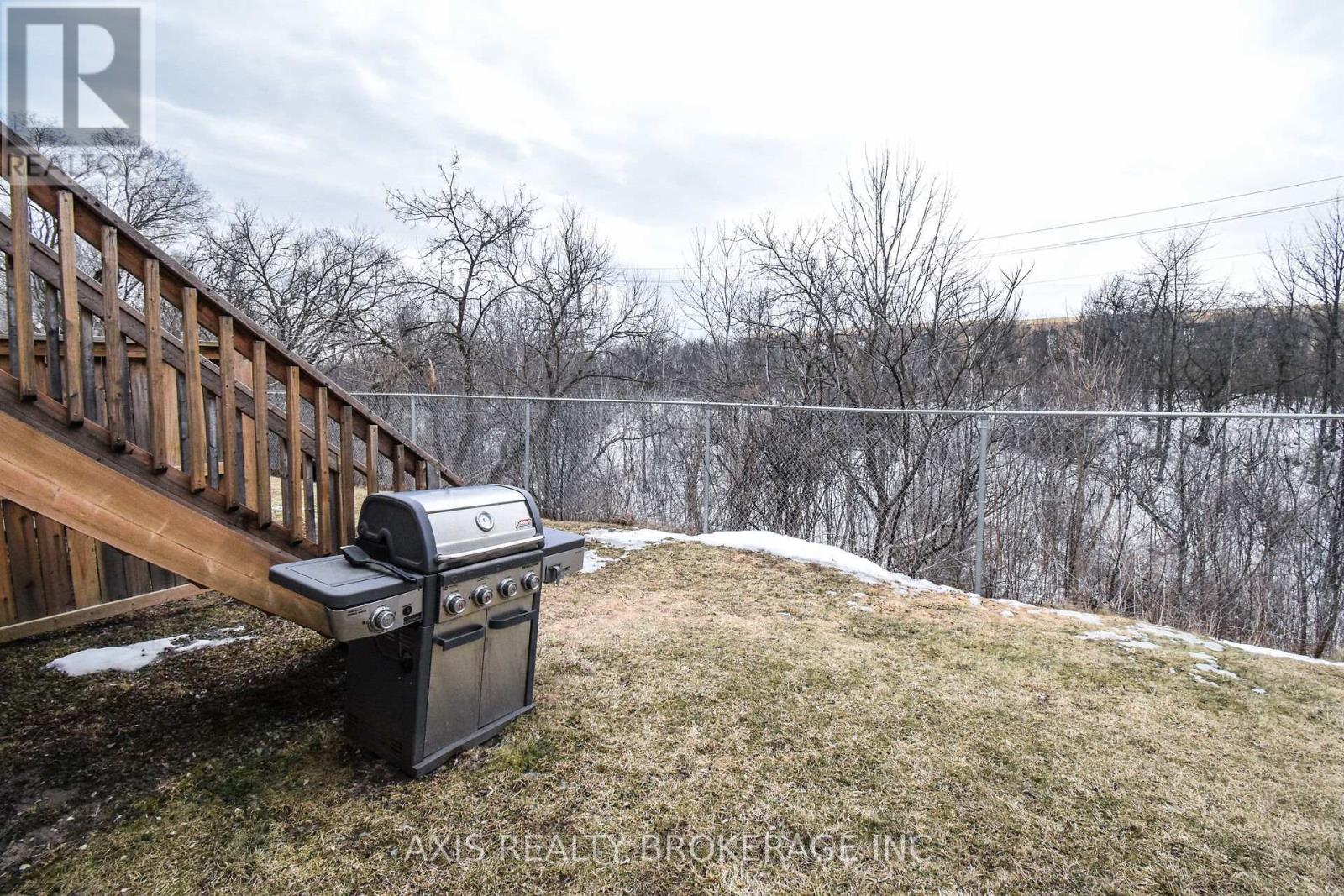 23 - 60 Canterbury Drive, St. Catharines, Ontario  L2P 3M8 - Photo 48 - X12127242