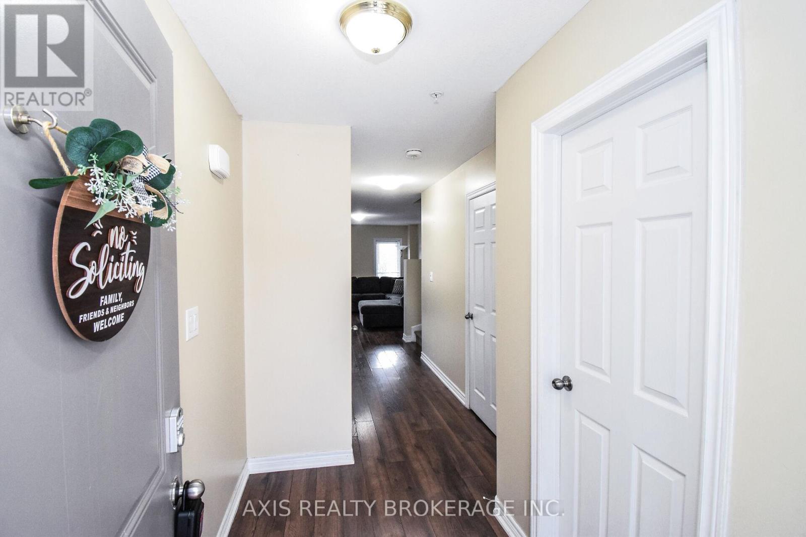 23 - 60 Canterbury Drive, St. Catharines, Ontario  L2P 3M8 - Photo 5 - X12127242