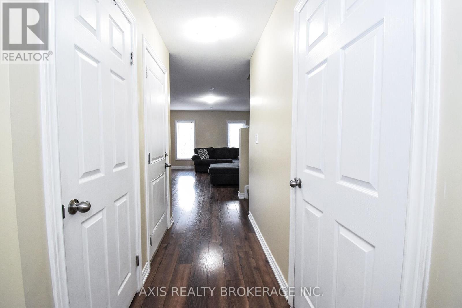 23 - 60 Canterbury Drive, St. Catharines, Ontario  L2P 3M8 - Photo 6 - X12127242