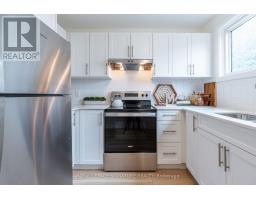 28 WOODMAN DRIVE N, Hamilton, Ontario