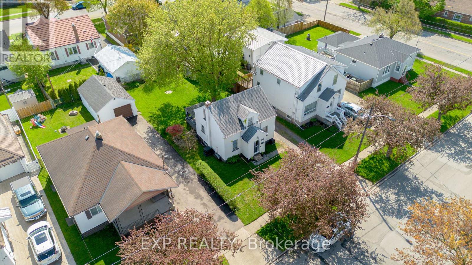276 Mcalpine Avenue S, Welland, Ontario  L3B 1T9 - Photo 30 - X12133457