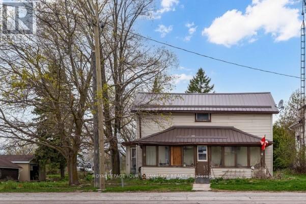 4071 Hwy 35 Highway, Kawartha Lakes, Ontario  K0M 1G0 - Photo 1 - X12133503