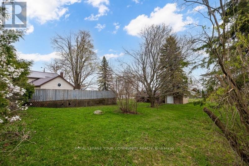4071 Hwy 35 Highway, Kawartha Lakes, Ontario  K0M 1G0 - Photo 10 - X12133503