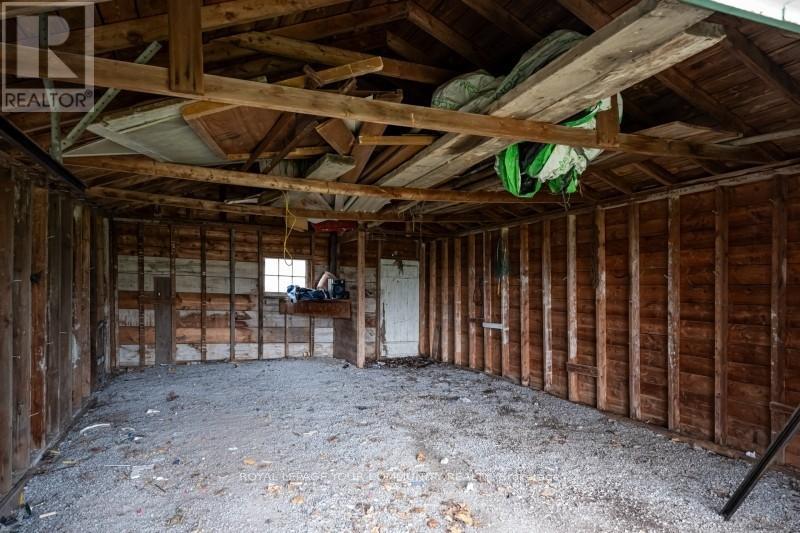 4071 Hwy 35 Highway, Kawartha Lakes, Ontario  K0M 1G0 - Photo 15 - X12133503