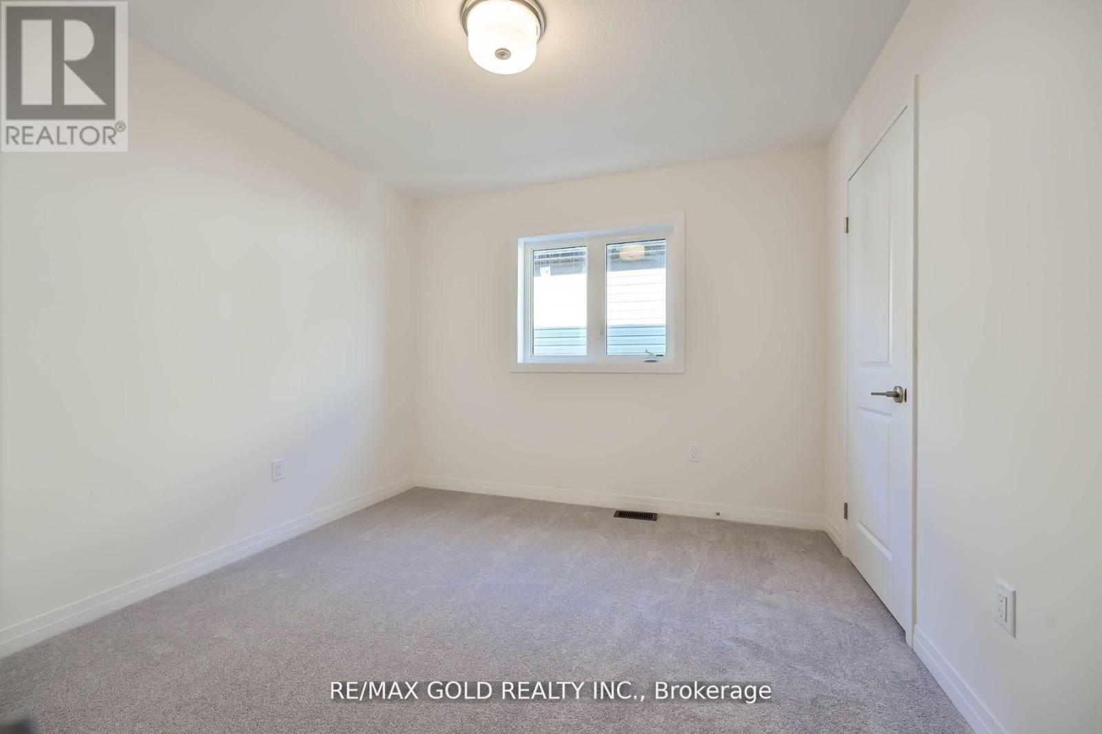 50 Wakeling Drive, Brantford, Ontario  N3T 5L8 - Photo 34 - X12133521