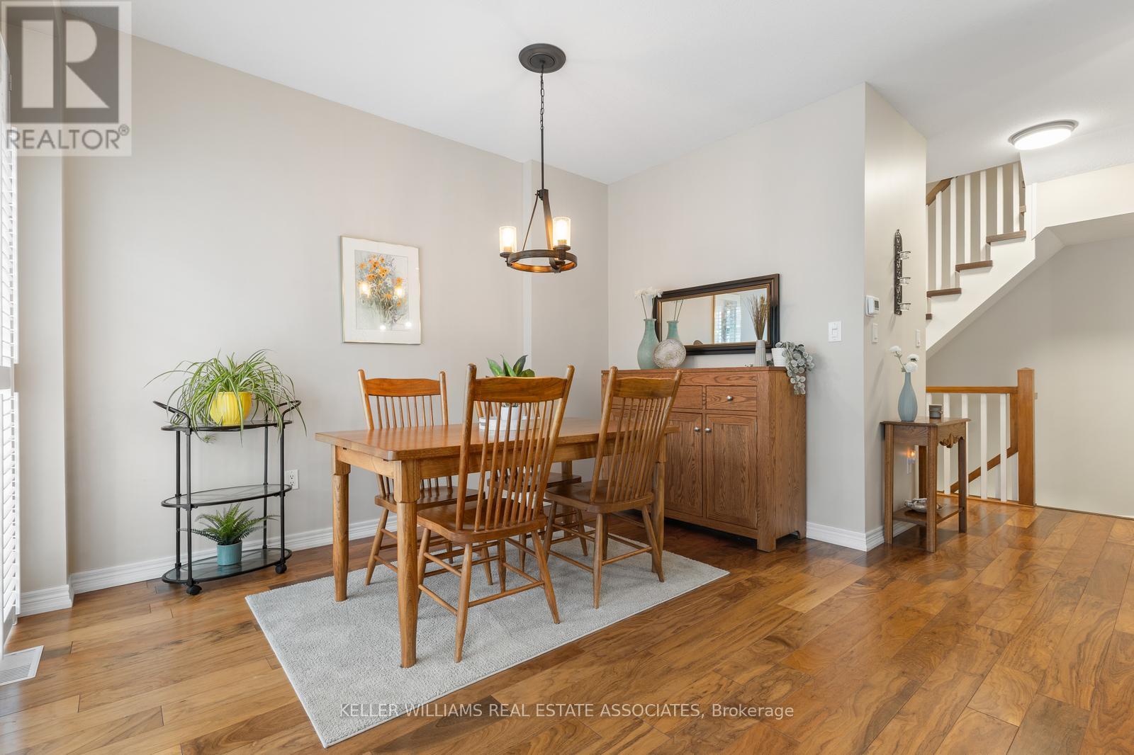 37 - 337 Beach Boulevard, Hamilton (Hamilton Beach), Ontario  L8H 6W4 - Photo 13 - X12133574