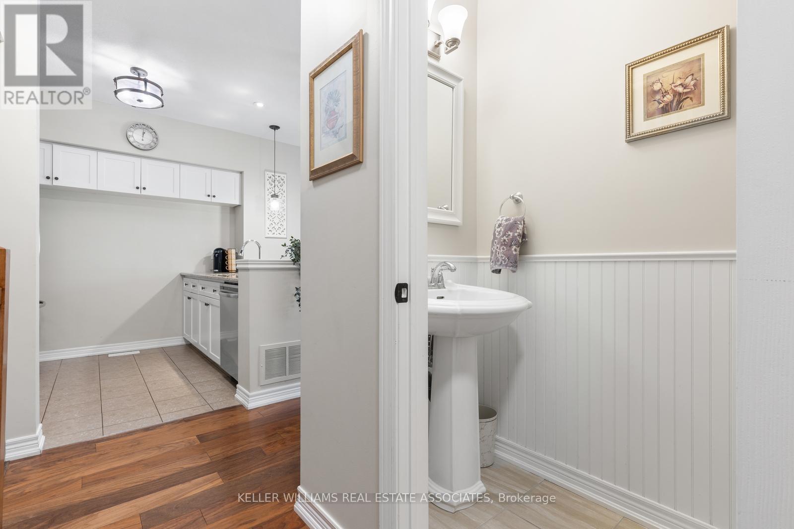 37 - 337 Beach Boulevard, Hamilton (Hamilton Beach), Ontario  L8H 6W4 - Photo 15 - X12133574