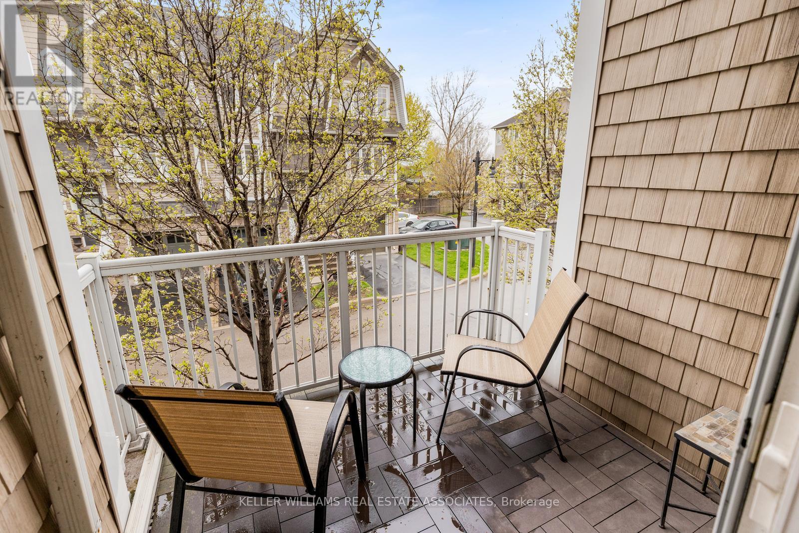 37 - 337 Beach Boulevard, Hamilton (Hamilton Beach), Ontario  L8H 6W4 - Photo 16 - X12133574