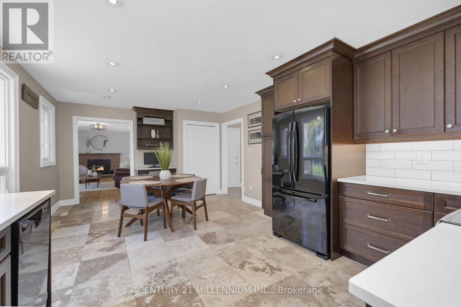 92 Waterford Drive, Erin, Ontario  N0B 1T0 - Photo 13 - X12133575