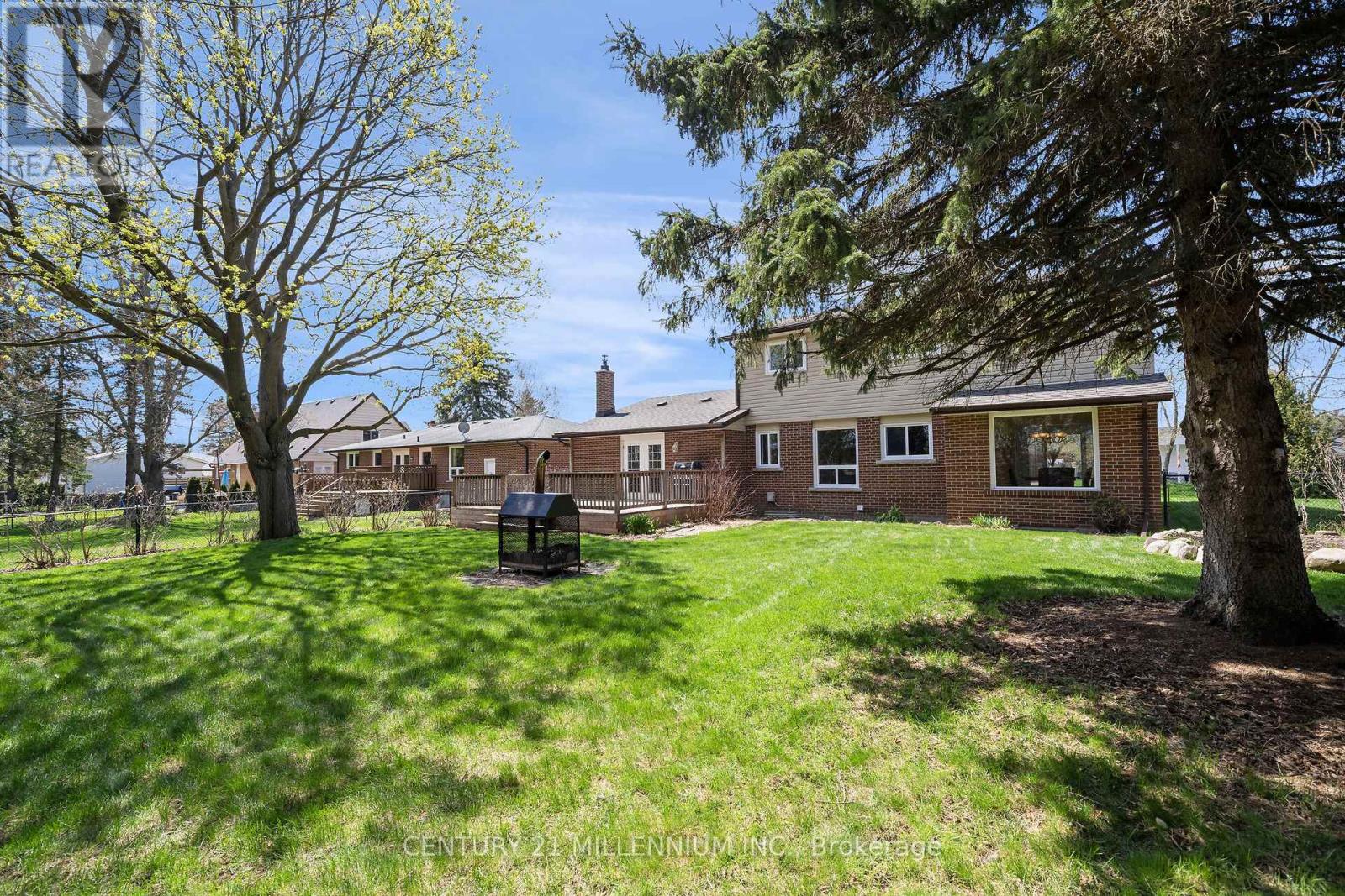 92 Waterford Drive, Erin, Ontario  N0B 1T0 - Photo 35 - X12133575