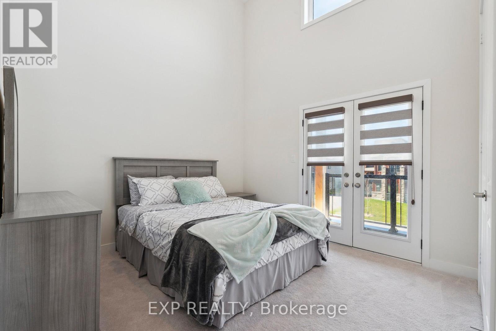 100 Stoneleigh Drive, Blue Mountains, Ontario  L9Y 5J6 - Photo 31 - X12133627