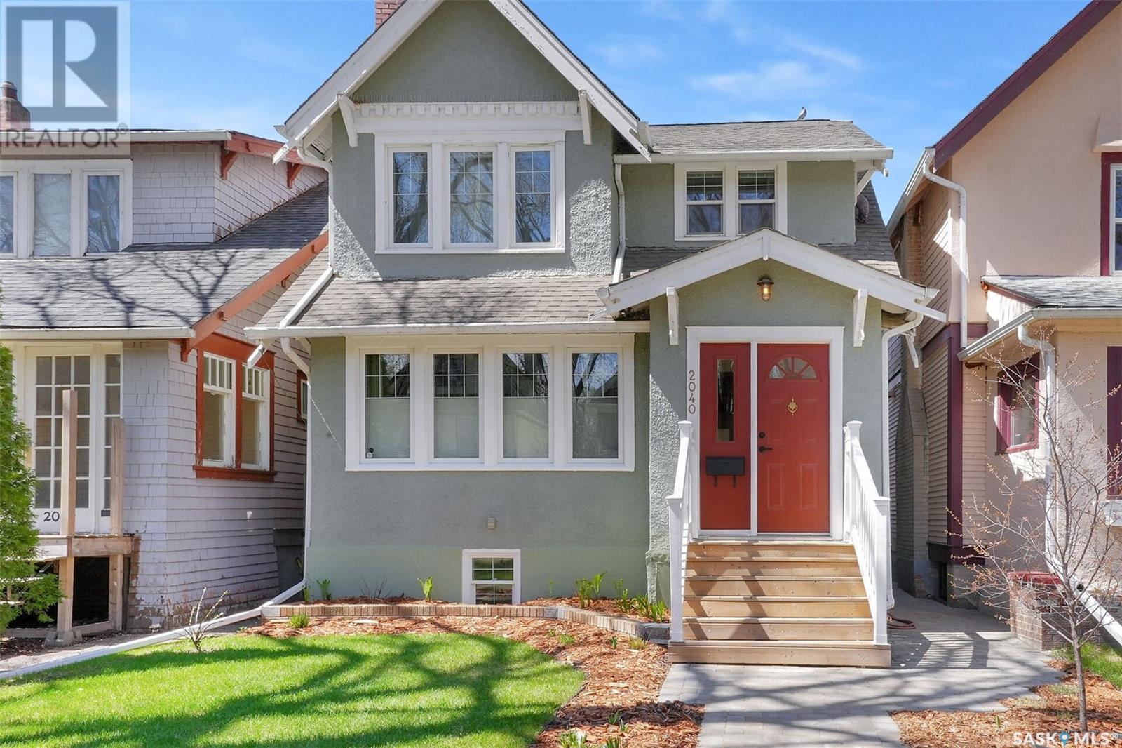 Property at 2040 Montague STREET image 2